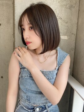 ロンドアリシア 金山(Lond Alexia) 【Lond Alexia】柴田知亜希/横顔美人/内巻ボブ/ココアベージュ