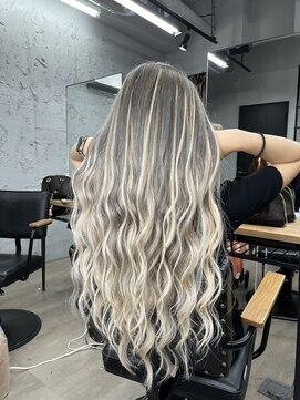 ワン(ONE) シルバー