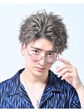 アイトーキョー 横浜(AI TOKYO) 束感/アップバング/ツーブロックマッシュ/コンマヘア[横浜駅]