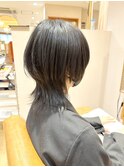 雰囲気漂うウルフヘア
