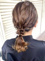 ヘアアンドメイクフリッシュ(HAIR&MAKE FRISCH) 編みおろし　ヘアセット　ヘアアレンジ