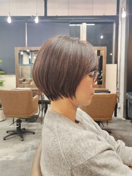 ベレッタ 松井山手店(veretta.) 360°美人ショート　　丸木 崇史