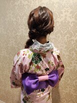 アートメイクトキ サイドアレンジ&つけ襟レースの浴衣