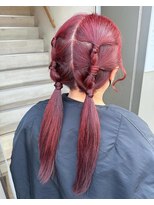 サロン ド ユーア(salon de yuua)&nbsp;推しカラー　ワインレッドカラー　ツインアレンジ