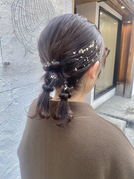 デコヘアー キートス(DECO HAIR kiitos) ツインの編み下ろしアレンジ