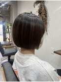 前下がりミニボブ