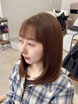 レヴィア(REVIA)&nbsp;レイヤーカットミルクティーベージュ前髪カット