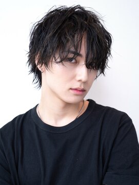 イルハバナ 渋谷(ill HAVANA) センターパート韓国マッシュダークアッシュニュアンスパーマ