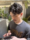 大人メンズの毛流れパーマ
