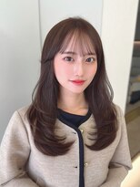 コア 銀座(COA)&nbsp;大人可愛いレイヤーカット　前髪サイドバング薄め銀座顔周り