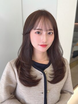 コア 銀座(COA) 大人可愛いレイヤーカット　前髪サイドバング薄め銀座顔周り