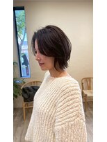 シフト(SHEEFT)&nbsp;センターパートまるみショート×ナチュラルカラー◇柔らか透け感