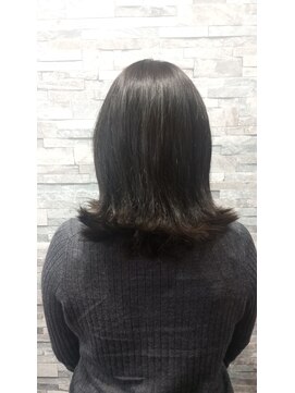 ヴィソップ(V.S.O.P) 大人女性のツヤサラセミロング