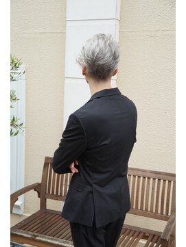 DAMANI 表参道 髪質改善/ヘッドスパ/ハイライト/白髪染め/白髪ぼかし/縮毛矯正 サーフカール/波巻きツイストスパイラル[表参道駅]