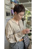 ボーイッシュショートオン眉外国風ショート刈り上げショート