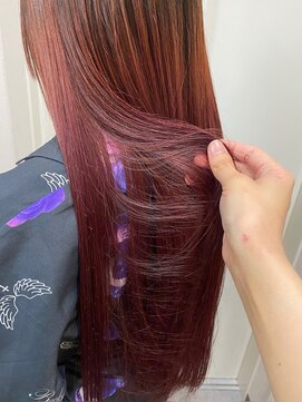 ルー(loup) ピンク/グラデーション/ダブルカラー/髪質改善/暖色系カラー