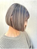 外国人風切りっぱなしミニボブ ハイライト グレージュt1219