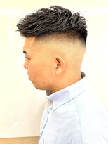 銀座マツナガ 浅草店&nbsp;スキンフェード/アイロンパーマ/ビジネス　アップバング