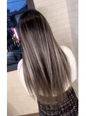【ベージュ系】エアタッチバレイヤージュ