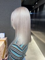 ペレ 栄店(PELE) 黒髪/グレーベージュ/レイヤーロング/ブリーチ/栄/名駅