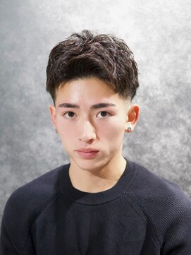 テクト バイアッシュ 吉祥寺店(Tect by Ash) 刈り上げ高め強めフェード風アップバングショート