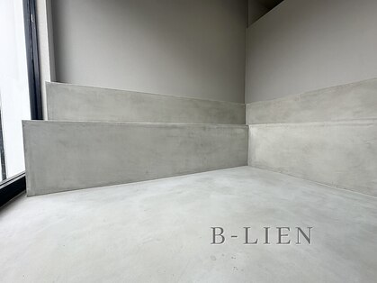 ビーリアン(B-LIEN)の写真