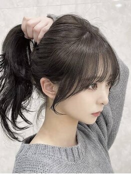 イーハトーヴヘアー(Yehatov)の写真/【二条駅徒歩5分】顔周りのこだわりのカットで小顔見せも＊細部までこだわり、女性らしい柔らかな印象に♪