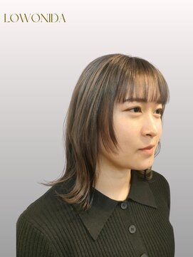 ロワナイダ(LOWONIDA) ウルフ調ミディアム×シルバー