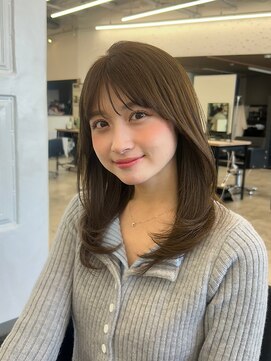 ガーデントウキョウ(GARDEN Tokyo) 『ミディアムレイヤー/オリーブベージュ/春カラー』