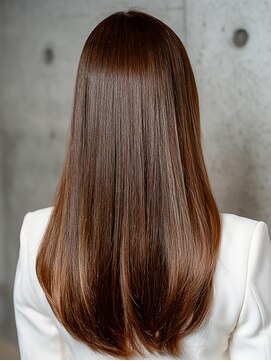 ヘアセラピー サラ(hair therapy Sara) やさしいブラウンのロングヘア