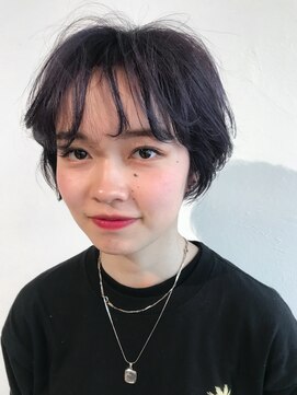 レガーレ(Legare) 透けバングのショートボブ