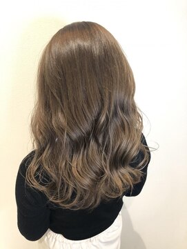 アンシェリ バイ フラミューム 大船店(Ancheri by flammeum) ミルクティーブラウン/グレージュ【大船】