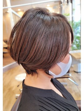 ヘアーズビースリー ポートサイド 大人くびれｘ丸みショート　　20代30代40代50代