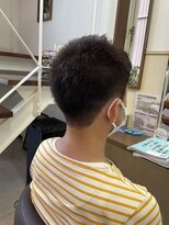 コアフィールフィス(COIFFURE fils) 《見附 今町》メンズ 短髪 刈り上げ
