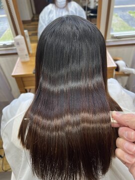 トリコ(TRICO) 結んでもキレイにまとまらない、そんな方にオススメの髪質改善♪