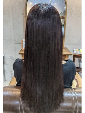 クリー(cree) デザインカラー/レイヤーカット/オリーブベージュ/こなれミディ