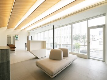 LOREN AO/ブリーチ/ダブルカラー/インナーカラー/レイヤーカット/縮毛矯正/韓国