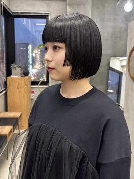 テトヘアー(teto hair) 切りっぱなしボブ、ステップカット、ワイドバング艶髪