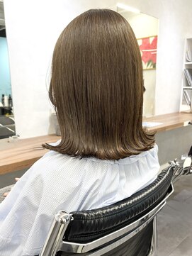 オウル(Owll) ＊結べる◎鎖骨ライン外ハネBOBマロンベージュカラー＊