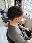 ツイストスパイラル 刈り上げマッシュ メンズパーマ 眉毛