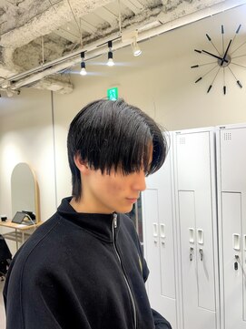 ユニ 江坂(Uni.) ウルフカット メンズウルフ　シースルーマッシュウルフ