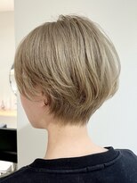 アイズ(I's)&nbsp;ハンサムショート×ハイトーン×ミルクティーベージュ