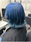 ウルフカット ブリーチカラー 外ハネボブ ブルーカラー 美髪