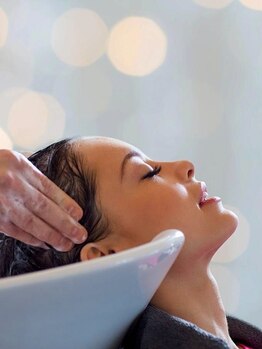 ヘアープール ロカヒの写真/話題のマイクロバブル《marbbマーブ》導入サロン☆水にまでこだわるヘアプールロカヒで素髪のような美髪へ*