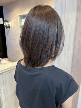 福山人気20代30代40代髪質改善ストレート艶髪レイヤーミディ美髪