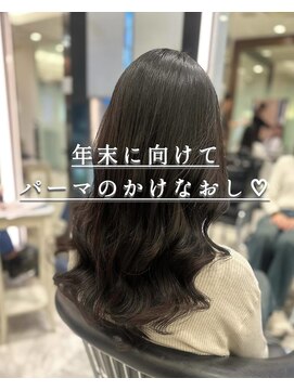 アピッシュ ギンザ(apish ginza) 浅子小百合/20代30代におすすめ！コテ巻き風パーマ