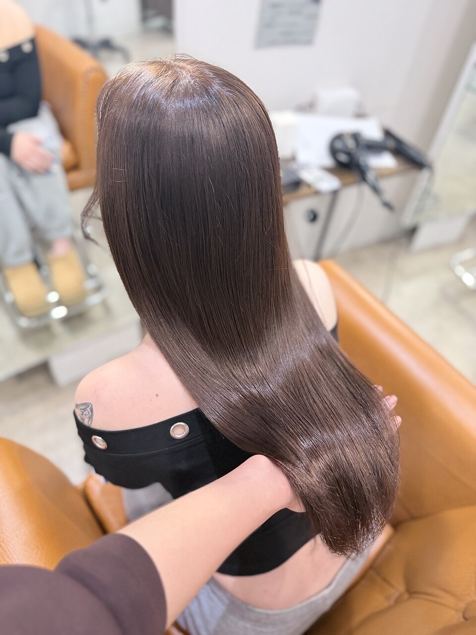 アッシュグレーシールエクステ80本：L081488705｜カルマ(KARMA)のヘア