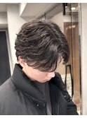 ニュアンスパーマ×センターパート×メンズカット