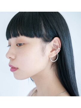 ココ 鷹匠(COCO) 黒髪ロング フルバング