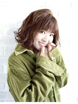 ネオリーブ コパン 鶴見店(Neolive copain) 軽めバング×大人かわいいウェーブ neolivecopain